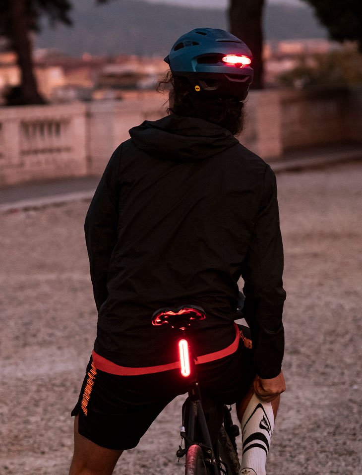 MET Urbex Mips E-Bike Urban Helmet with magnetic light